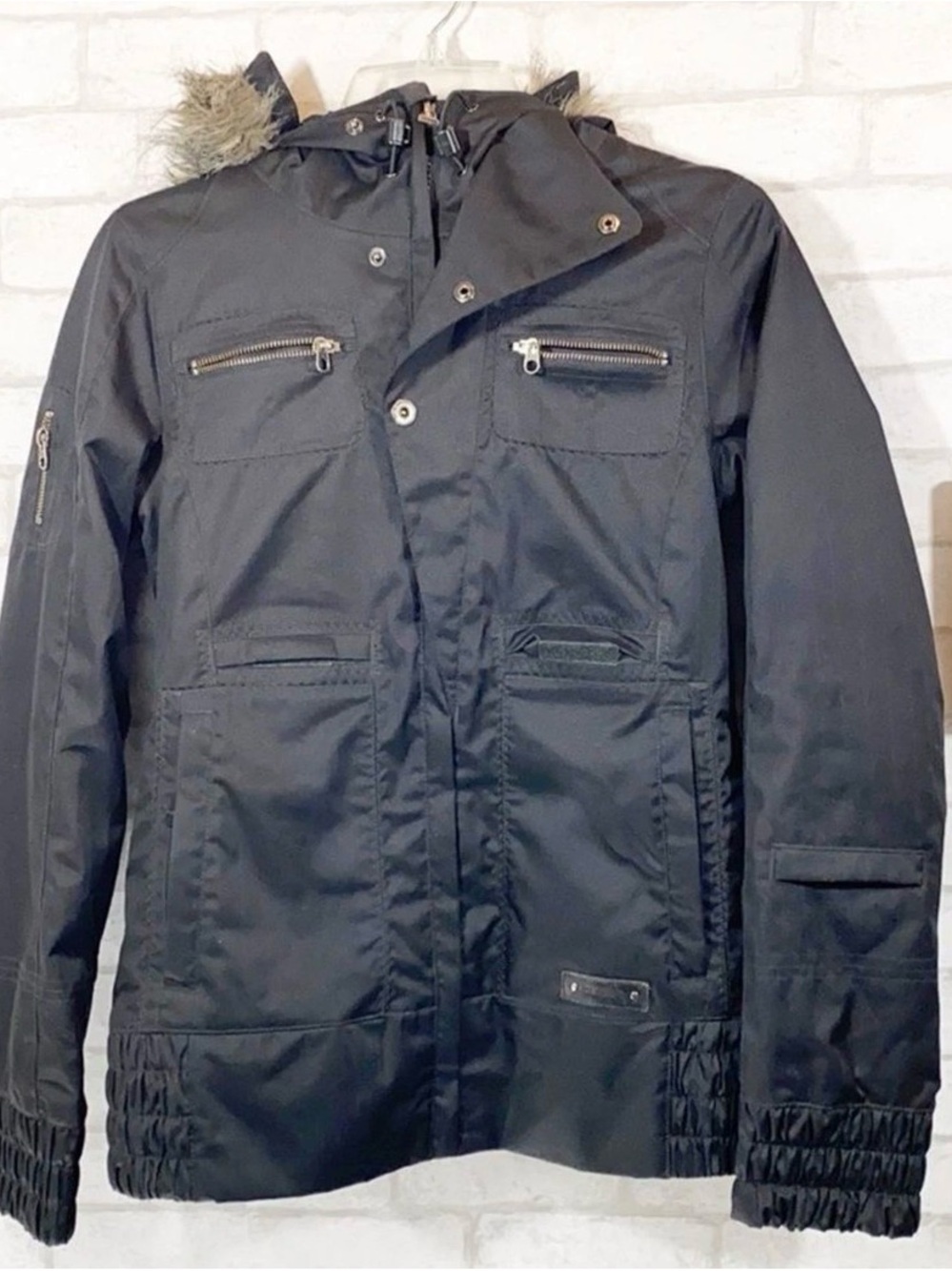 Burton lush Black Ski Snow Jacket with Faux Fur Trim Hood